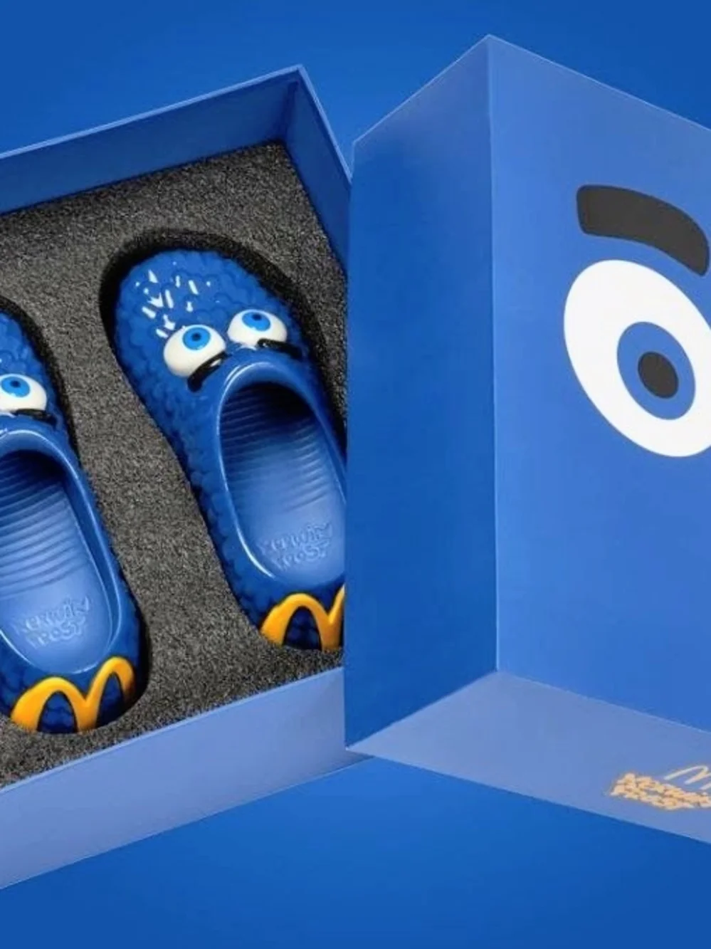 Men Limited Edition Kerwin Frost Mcdonald Crocs. Size 7